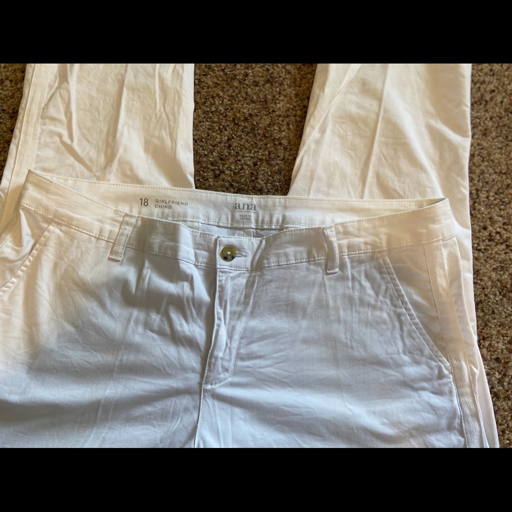 AnA girlfriend chino size 18